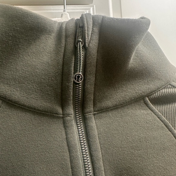 Scuba oversized funnel-neck half zip up in army green size XS/S - Picture 2 of 5